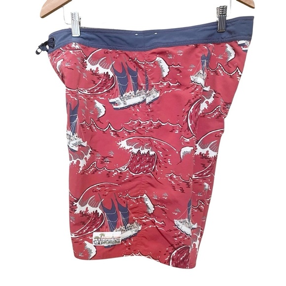 Patagonia Patahola Men’s Red WaveFarer Sailboat Board Shorts Swim Trunks Size 35 - Picture 3 of 11